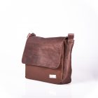 Funktionell, zeitlos, elegante Messenger Bag aus braunen Korkleder und braunen Outdoorstoff. Seitenansicht