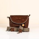 Handtasche Ruby in braun. Handgefertigte Tasche von Q.Linda Manufaktur Ansicht vorne.